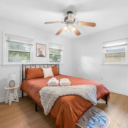 Southern Charm Getaway- 3Br In Park Circle Charleston Exterior photo