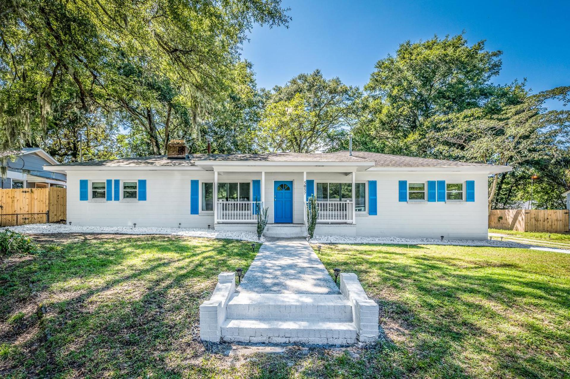Apartment Southern Charm Getaway- 3br In Park Circle