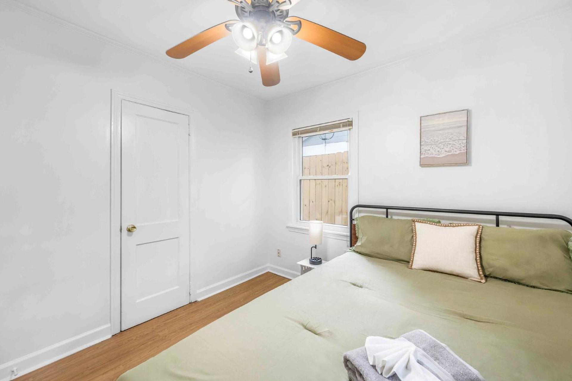 Southern Charm Getaway- 3br In Park Circle *